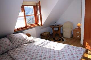 Отели типа «постель и завтрак» Pokoje Dębowa Казимеж-Дольны Двухместный номер с 1 кроватью-2